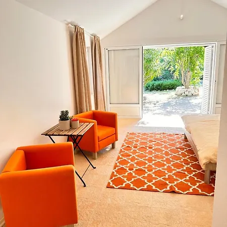 House Vela Villa Bol